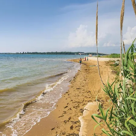 Apartamento Two-bedroom In Privlaka (Zadar)