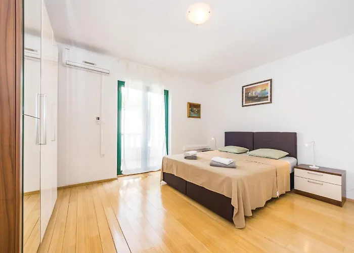 Two-bedroom In Privlaka (Zadar)